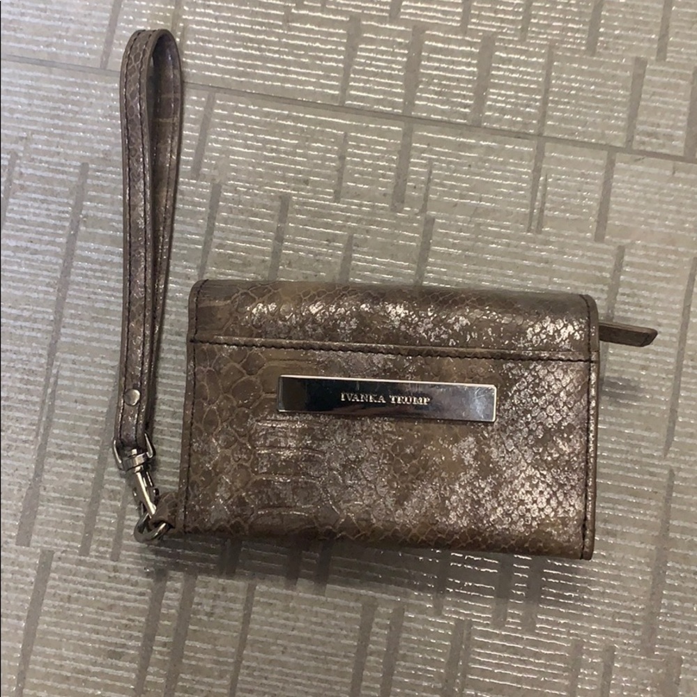 Used Ivanka Trump small wallet